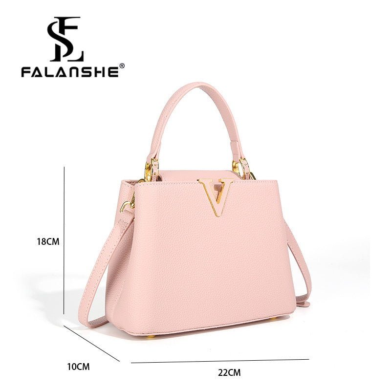 2025 New Portable Shoulder Messenger Bag Fashion All-match Women Bag Wholesale One-piece Delivery LLBS1031