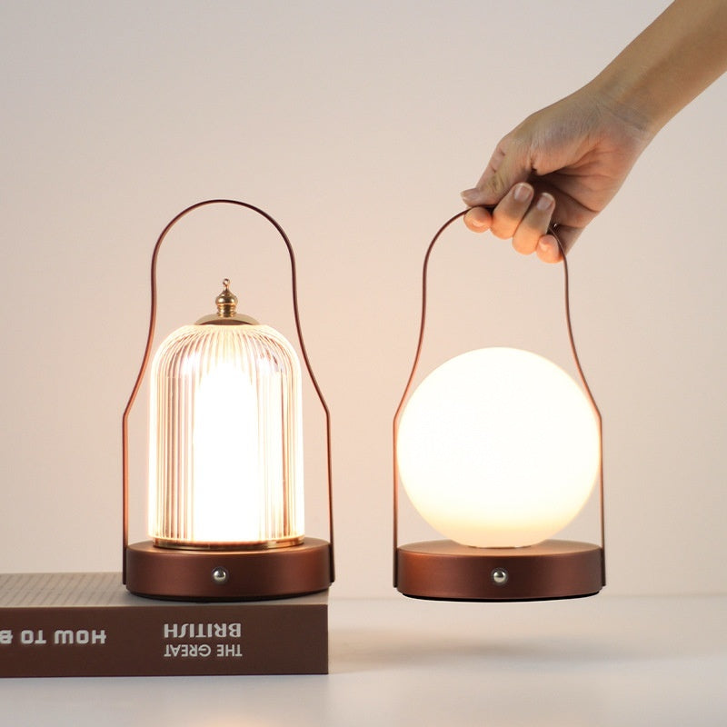 Creatieve oplaad-LED draagbare eenvoud tafellamp kleine nachtlamp